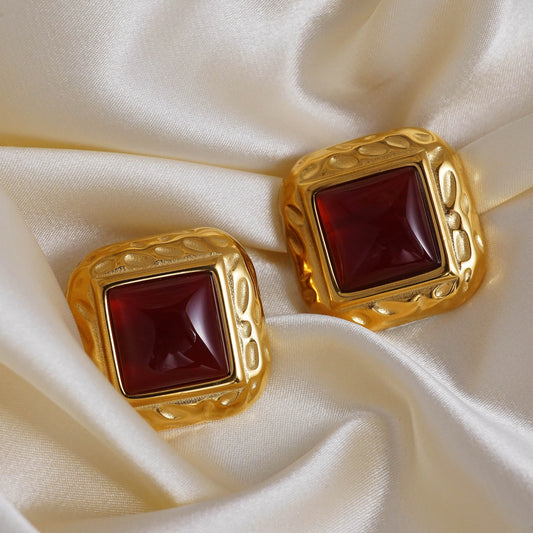 Royal Red & Gold Vintage Earring